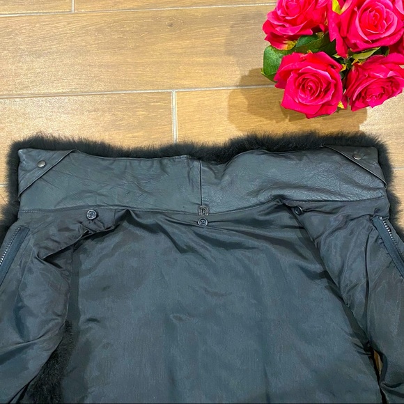 Blk Faux Fur Vest (Size M)?🌹 - Picture 9 of 13